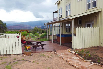 Skyridge Inn Torrey Exterior photo